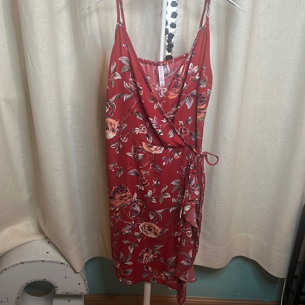 Xhilaration floral wrap dress